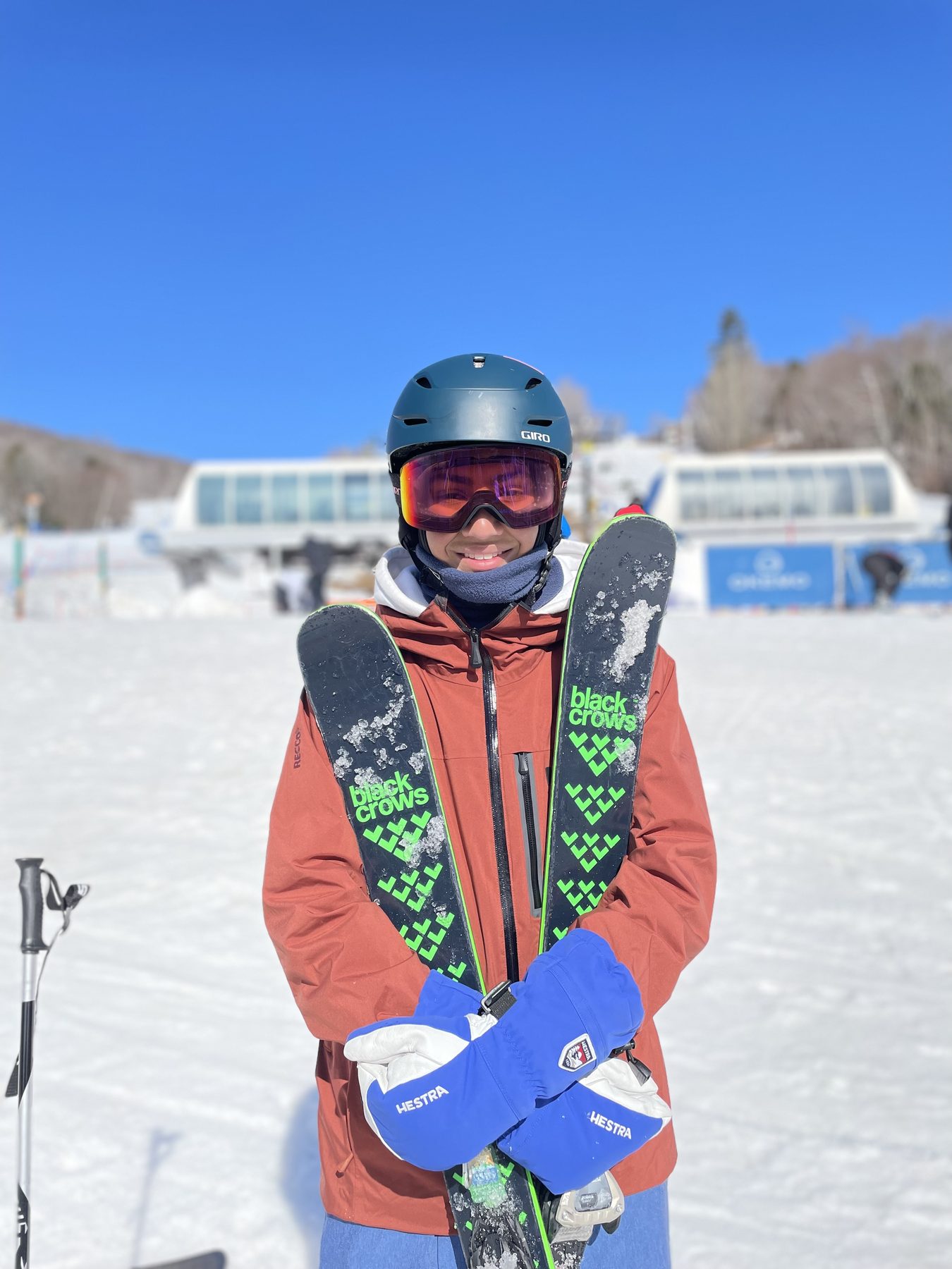 Me skiing